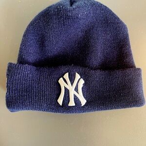 Vintage 2001 MLB World Series New York Yankees beanie ￼